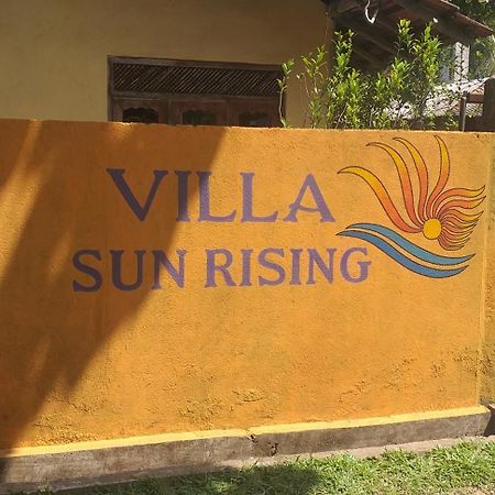 Villa Sun Rising Talpe Exteriör bild